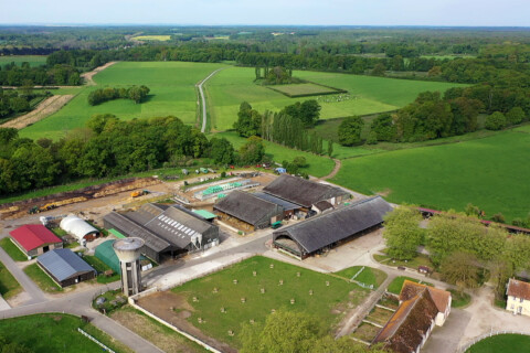 04 vue aerienne Exploit agricole@CEZ BergerieNationale